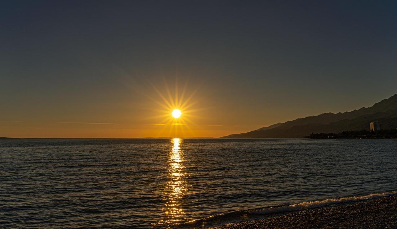 Pansion Kiko Hotell Starigrad Paklenica Exteriör bild